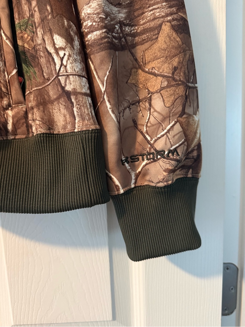 Realtree Camouflage Full-Zip Hoodie in Brown and Green - Picture 2 of 7